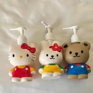 Vintage y2k Hello Kitty Soap Dispensers Set